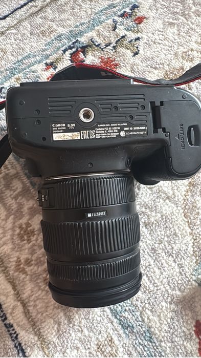 Продом фотоаппарат 80d canon