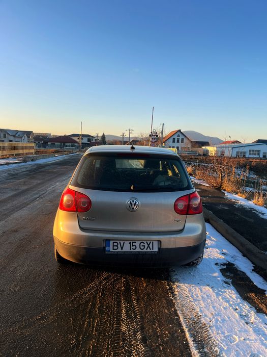 Vând Golf 5 , 1.4 FSI