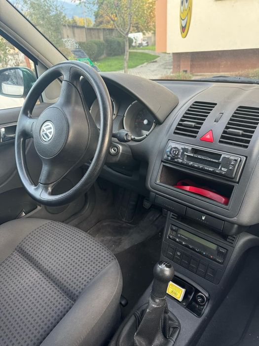 Volkseagen POLO 1.4 Бензин