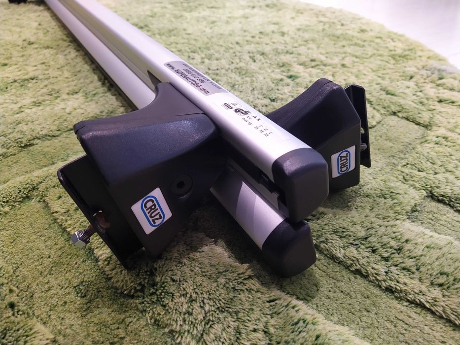 Напречни авто греди Cruz за Ford Focus, като нови са