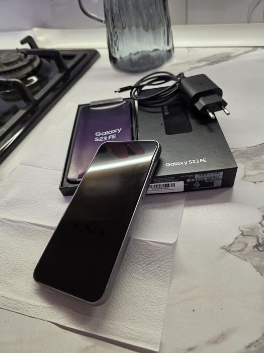 Продам телефон SAMSUNG S 23 FE