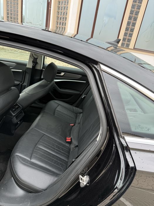 Vand audi A6 2023 2.0 204 cp recent adus nr rosii scoase