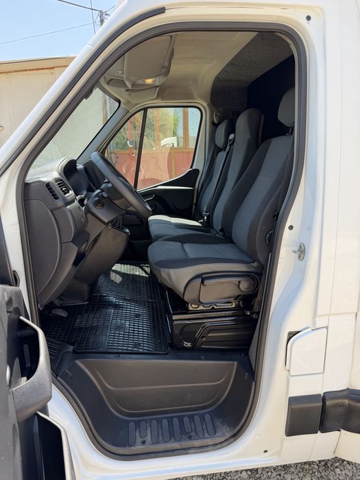 Renault Master prelata pat in spate  2022