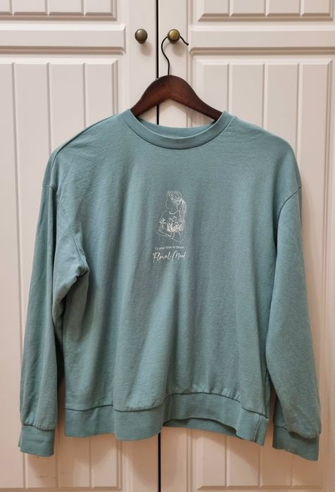 Подростковая одежда. Свитшоты, худи, футболки