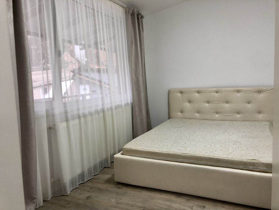 Inchiriez Apartament 2 camere Centru Brasov