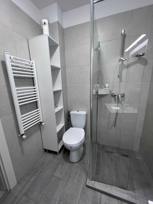 Inchiriez Apartament