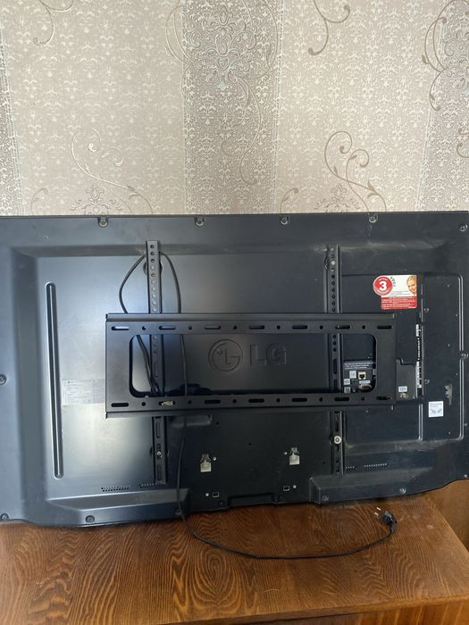 LG 47LM580T 47” Full HD
