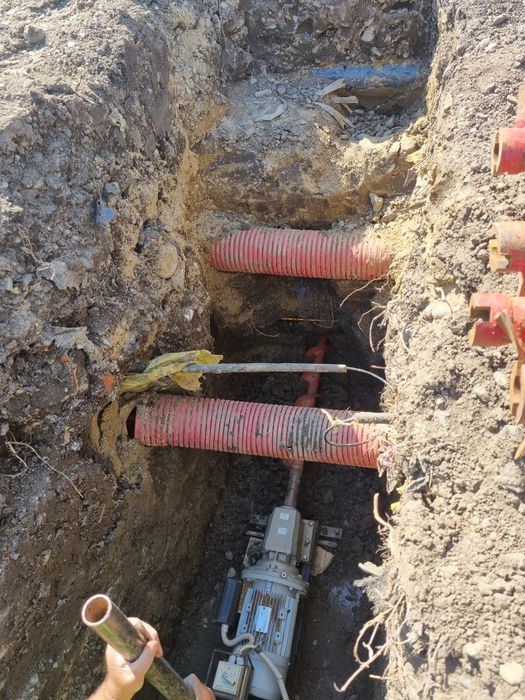 Subtraversari sosele foraj orizontal gauri asfalt  beton  alei foraje