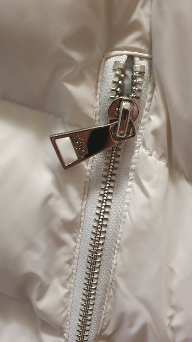 Karl Lagerfeld пухенка,шуба яке с пух размер М