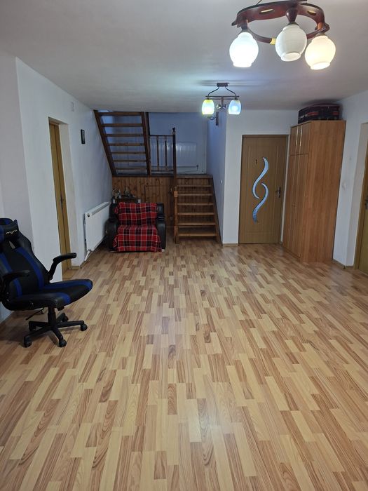 Inchiriere casa pentru Revelion
