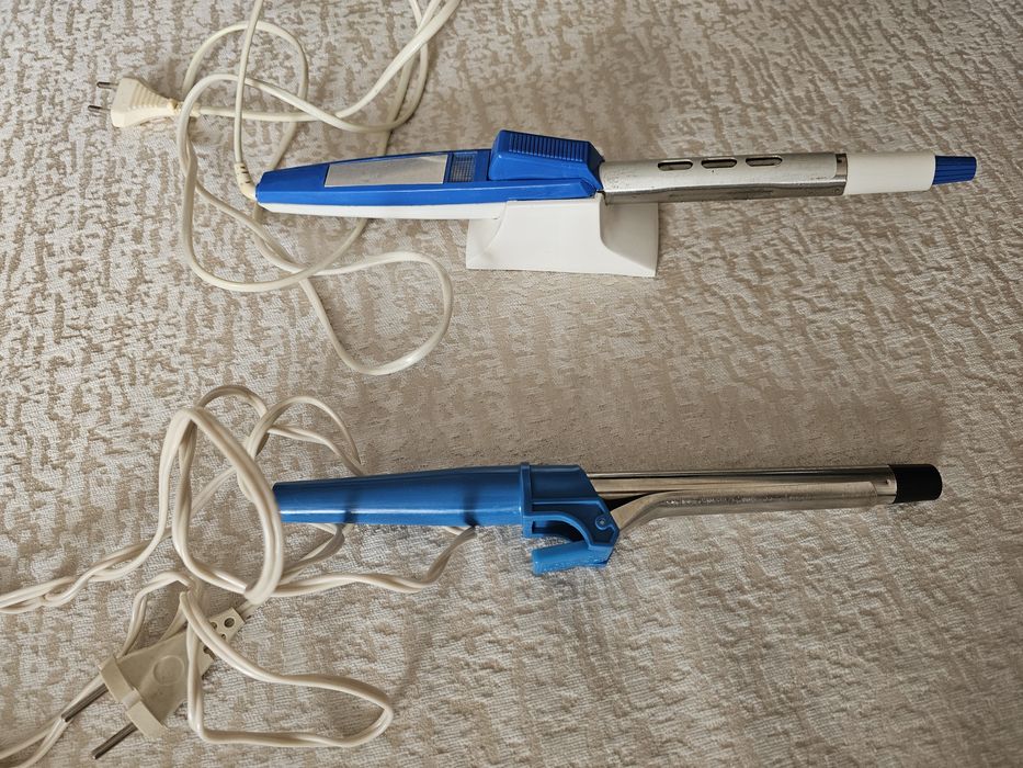 Плойка синяя  с подставкой