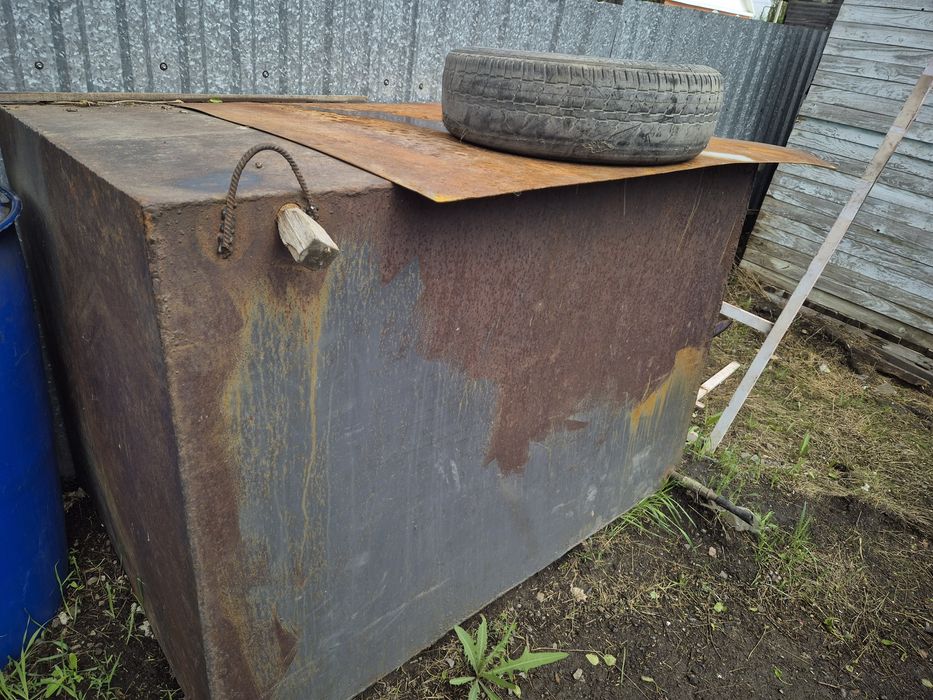 Продам емкость под воду