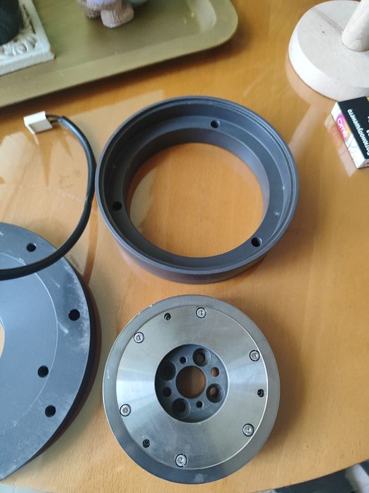 • Електромагнитна спирачка KONE Bremseinheit KM 3 (50 Nm)