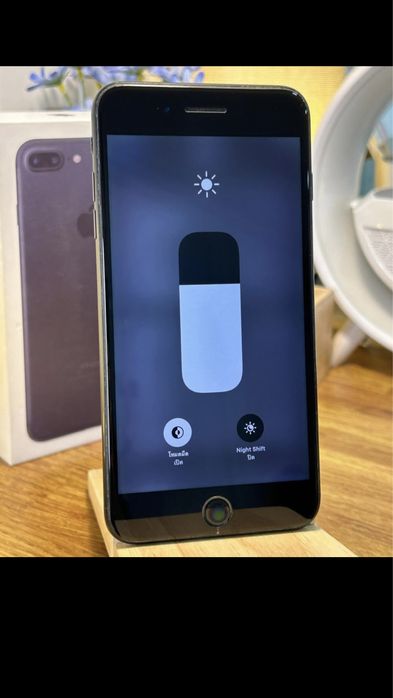 iPhone 7 Plus sotiladi 100%