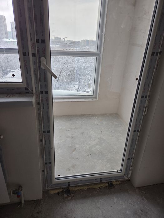 Продам весь Балконной Дверь и Окно