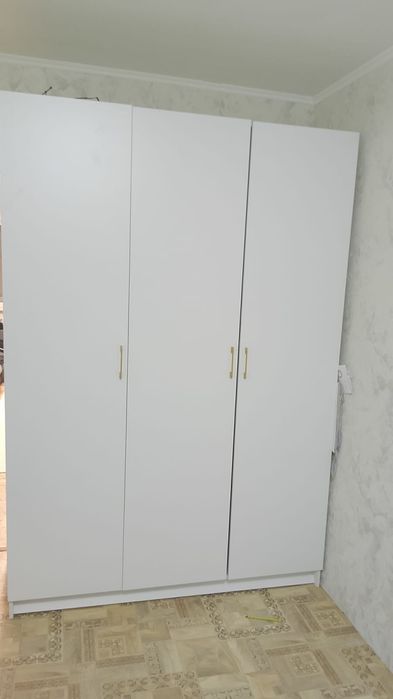 Шкаф новый совсем