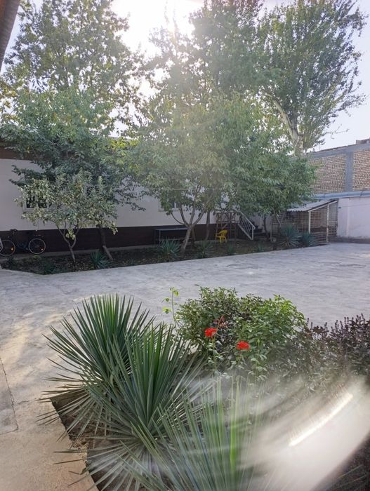 Уй сотилади Хонободда