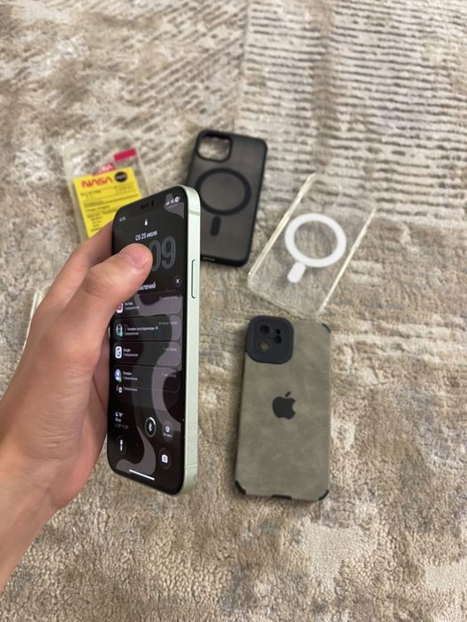 Iphone 12 мятно зеленом цвете