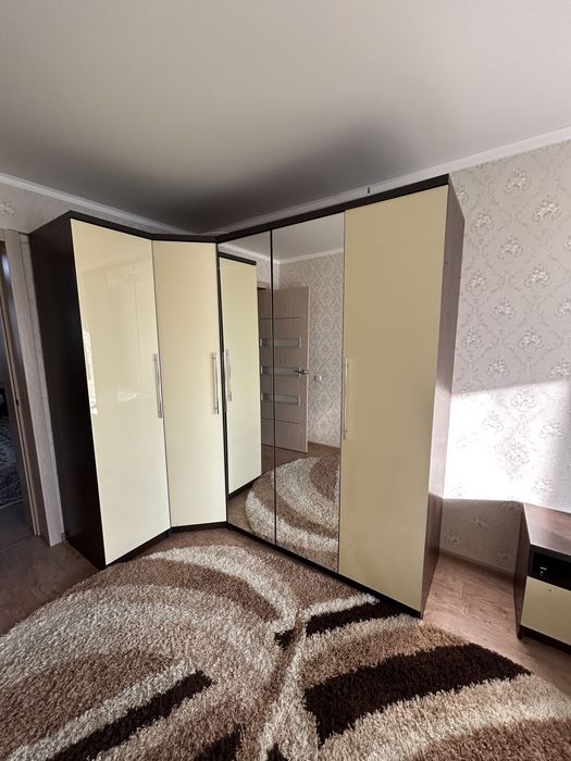 срочно продам спальную гарнитуру