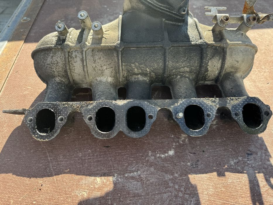 Всмукателен колектор за Фолксваген крафтер/VW Crafter 2.0