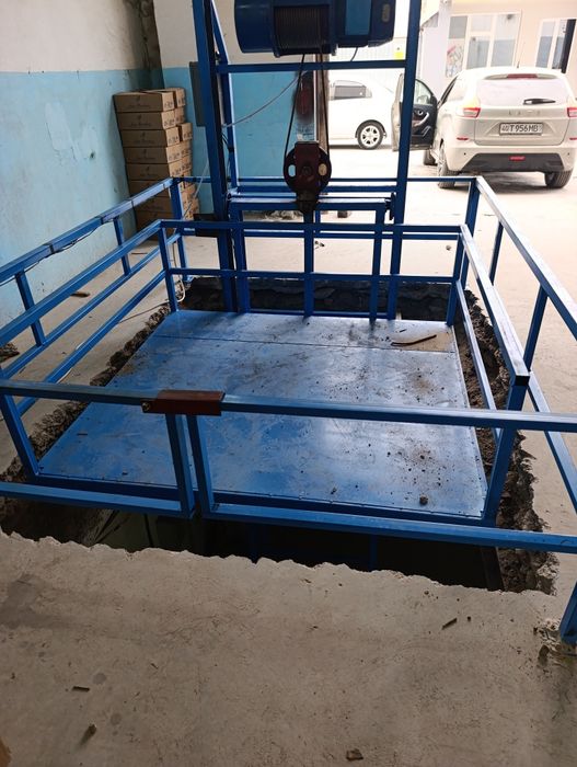 Gurzavoy lift Doʻkonla omborxona va Qurilish abektlari uchun