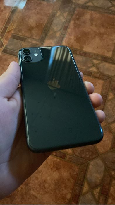 IPhone 11  64 GB