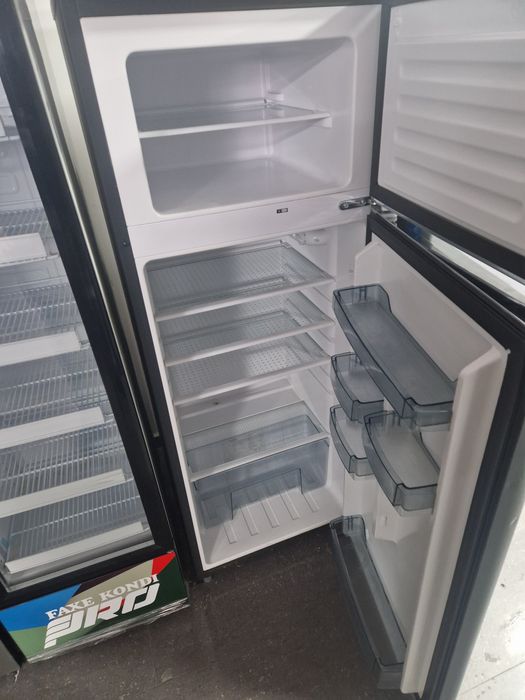 Хладилник с горна камера Ретро Scan