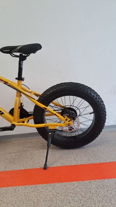 Bicicleta Fat-Bike 20-E pentru copii 7 si 12 ani