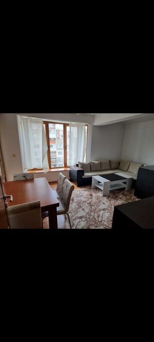 Дава се под наем Тристаен апартамент в Разград, Център - 95 кв.м за 348.84 € - Снимка #7