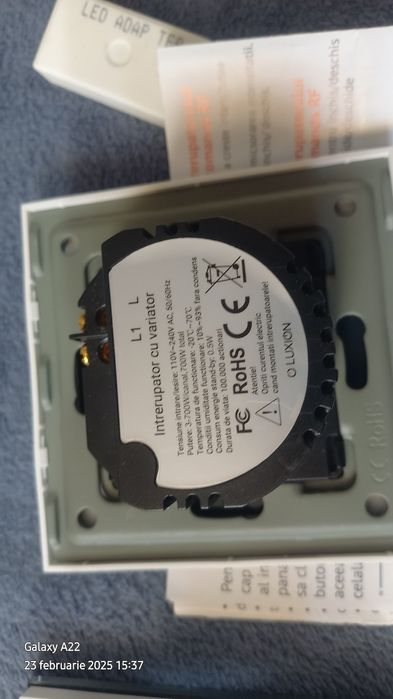 Luxion nou  cap scara și cu variație