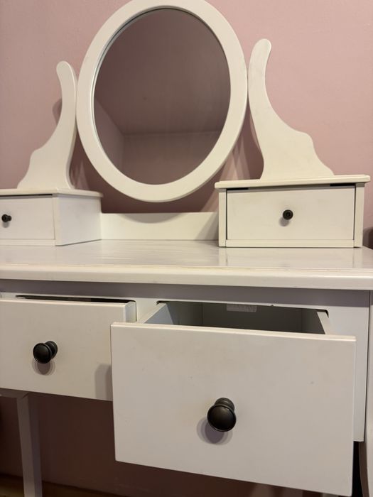 Тоалетка MALLING от Jysk