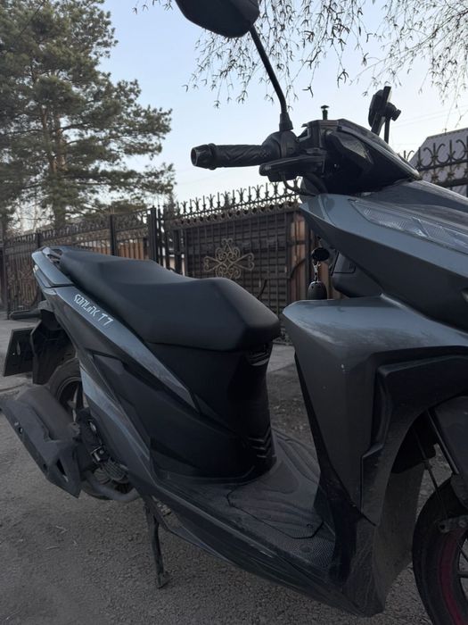 Продам мопед В хороший состояние