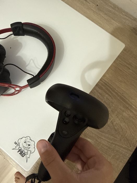 Oculus Rift S+ Кутия и 2 контролера
