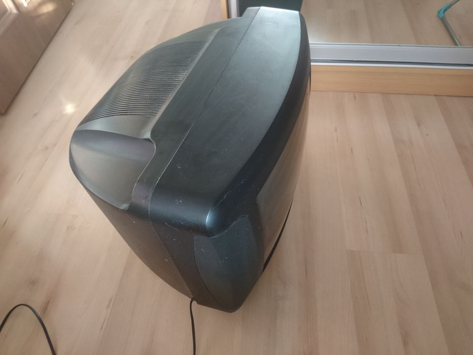 Телевизор LG электронно-лучевой