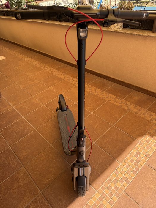 Trotineta electrica ninebot f3 pro