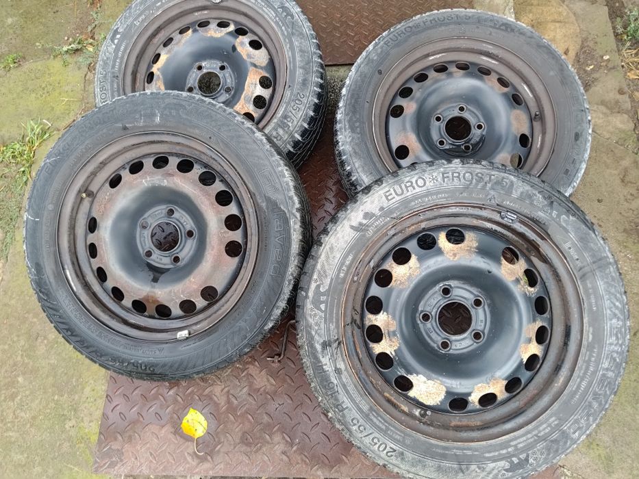 Опел 16ц  гуми с джанти