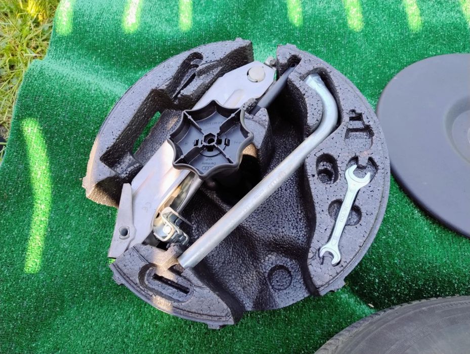 Авариен комплект ауди а3 8л