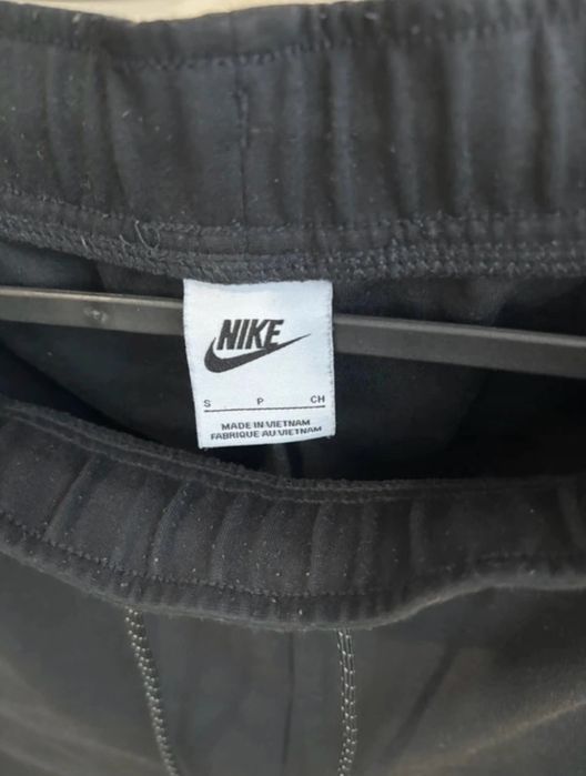 Pantaloni scurti Nike Tech Fleece
