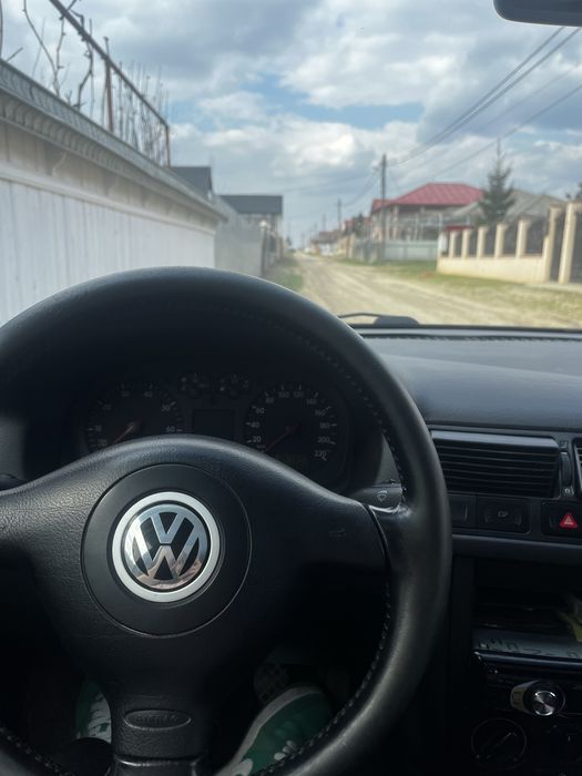 Se vinde golf 4, stare buna