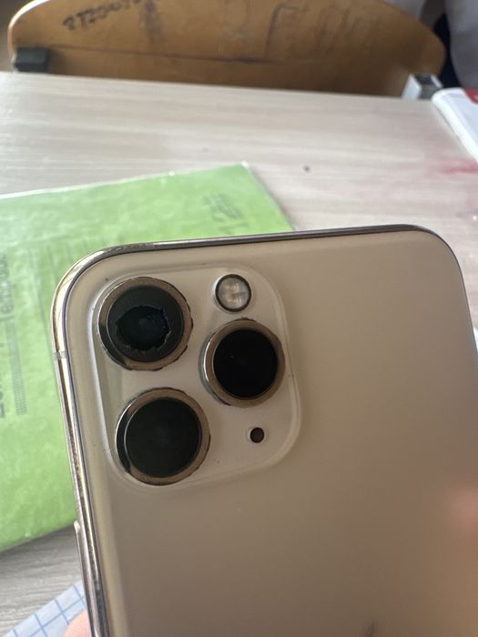 IPhone 11pro,цена 65к