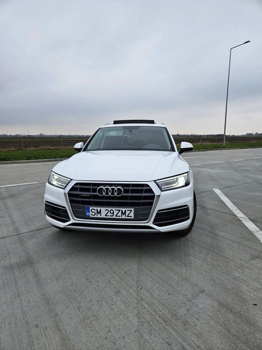 Audi Q5 Audi Q5 Premium Plus Quattro Panoramic