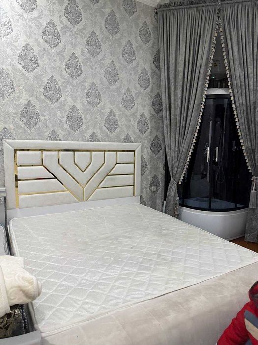 Mebel spalni garnitur.