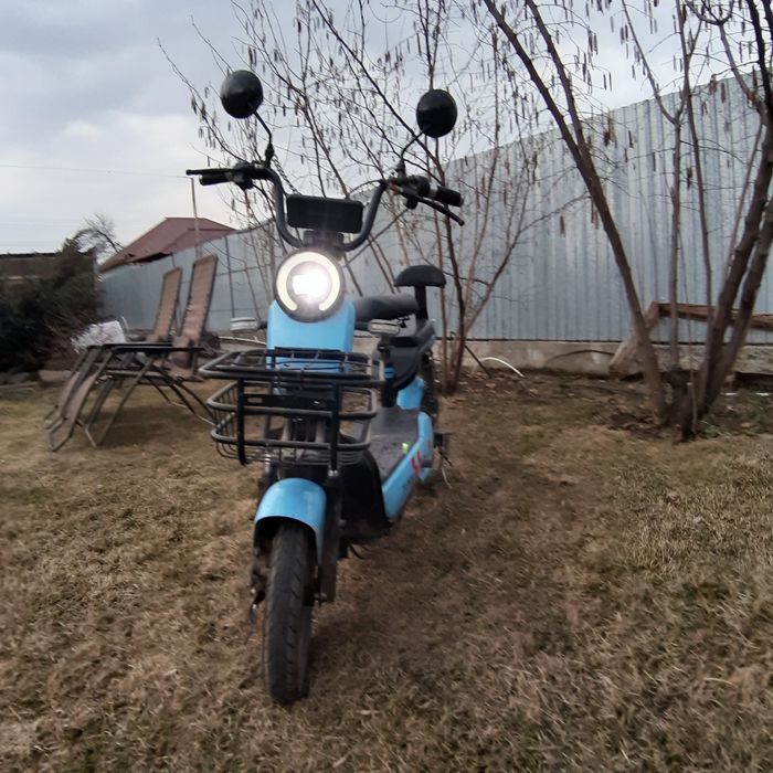 элекстроскутер продам