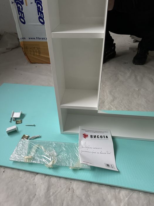 Горен шкаф за баня с огледало и LED Лора