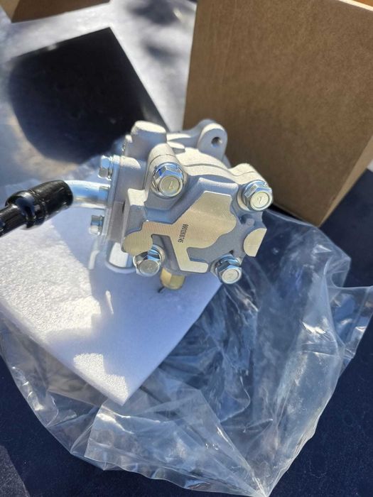 pompa servodirectie pajero mk4  servo pajero shogun 3.2  4450A074