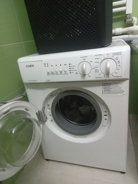 Vând mașină de spălat 3 kg