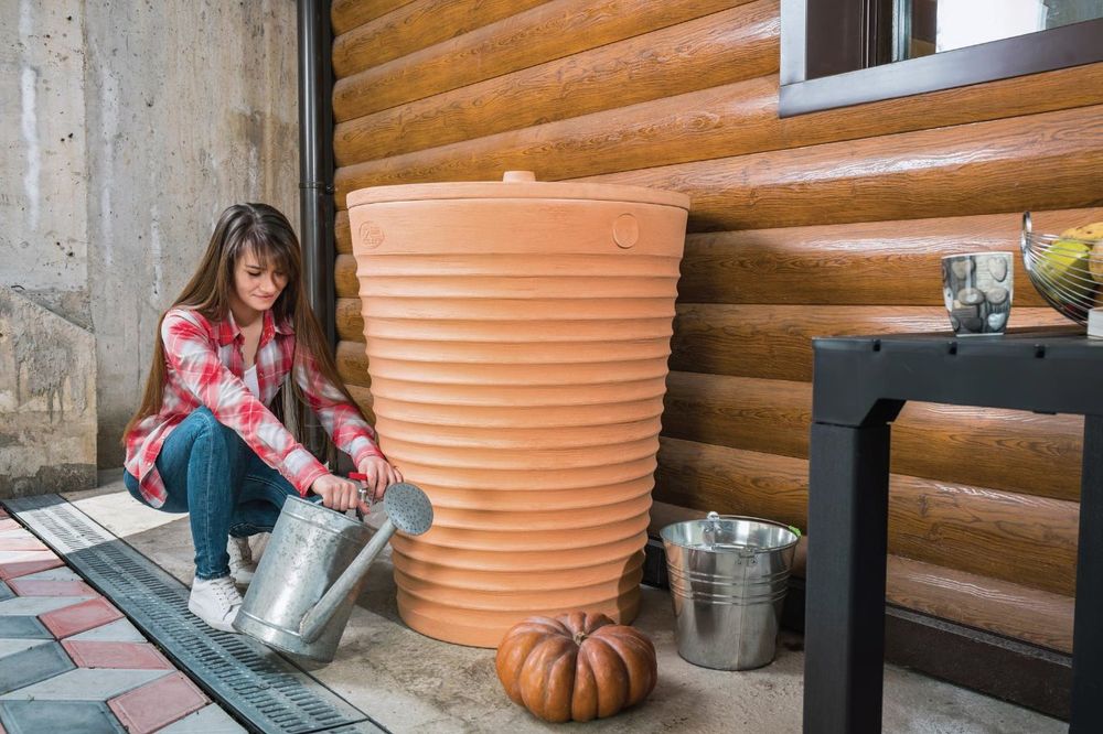 Декоративные ёмкости для сада