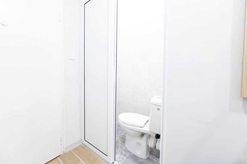 Тристаен апартамент под наем в ж.к. Лозенец, 2178403