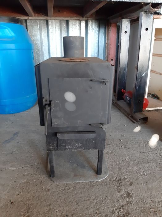 Печь буржуика продам