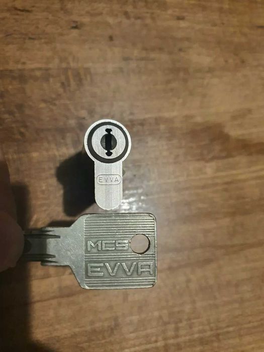 Най-висок клас патрон/ключалка за врата EVVA MCS на половин цена!
